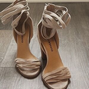 Lucky Brand Gray and Tan Heels with Stiletto and Ruched Straps